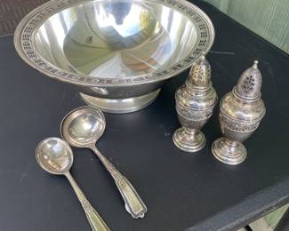 Auction Item https://www.estatesales.net/CA/Arbuckle/95912/marketplace/71590