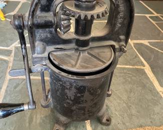 Auction Item https://www.estatesales.net/CA/Arbuckle/95912/marketplace/71590