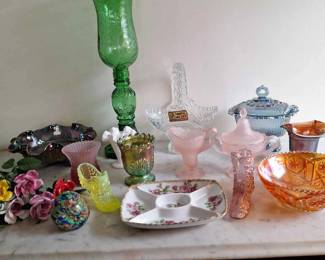 Fenton, Bleikristall, Carnival Glass, Paperweight and More