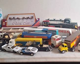 Metal Trucks Cars Winross Buddy L