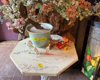 Vintage Jade glass agate leaves bonsai tree. Vintage Christmas decor. Side table.