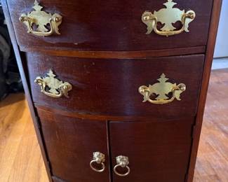 Tobacco / Pipe cabinet.