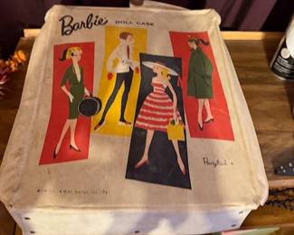 Barbie case and dolls. Allan. Tressy. Midge. Clothes.