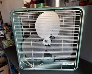 Vintage Lasko fan with box. Runs quiet.