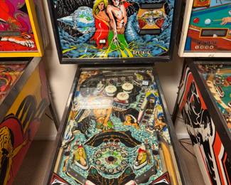 Flash pinball machine