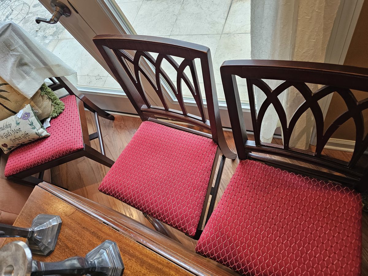 Chairs for drop leaf table (4)