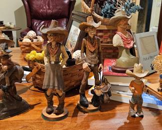 Western figures and decor