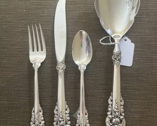 Set of Wallace Sterling Grande Baroque 