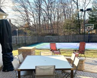 Brown Jordon table