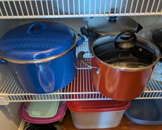 Stock pots