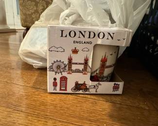 London souvenir mug