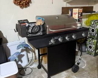 Slightly used propane grill and accessories