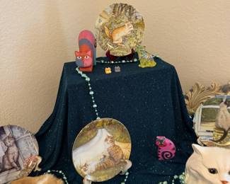 Kitty Cat decorative plates