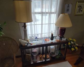 Two Tier Glass Top Console/Sofa Table in excellent condition!