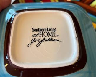 Southern Living at Home Gail Pittman Serving Bowl and 4 Appetizer Plates