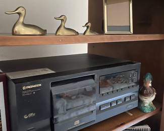 Pioneer 25 Disc CD Player –  PD-F407 