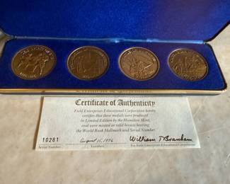 World Book Hamilton Mint 1776-1976 US Bicentennial 4 Coin Bronze Medal Set