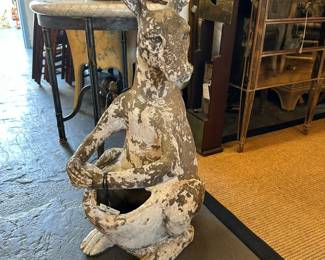 Roo Planter