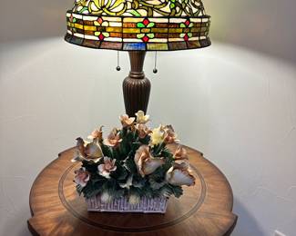 Tiffany Style Lamp, Capodimonte Floral, Round End Table
