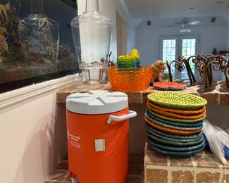 Bar ware and water cooler