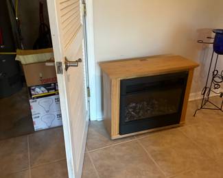 Electric fireplace 