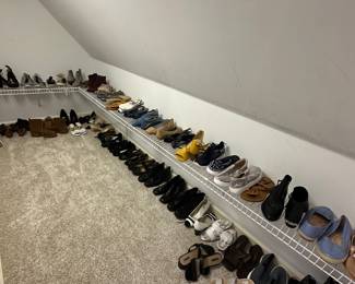 TONS OF WOMENS SHOES 
