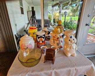 cookie jars