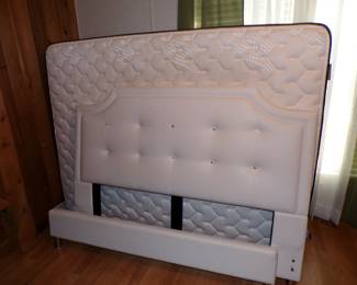Queen size bed