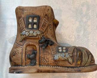 Vintage Dogs in Show Planter