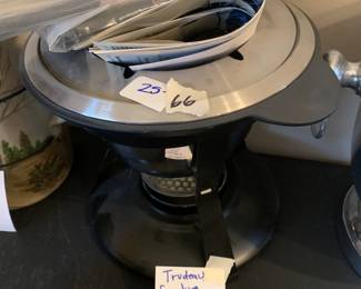 #66	Trudeau fondue set	 $25.00 
