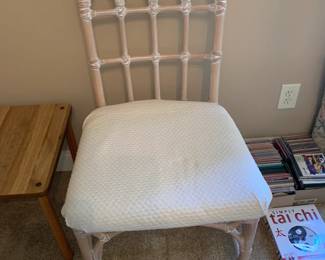 #84	odd bamboo dining chair	 $20.00 
