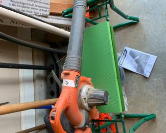 #126	Black and Decker battery operated blower with battery	 $35.00 
