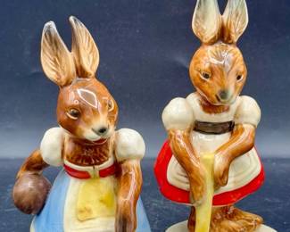 (2) Vintage Goebel Rabbit Figurines
Crazing as shown but no cracks or chips. 
Goebel Brown Bunny Rabbit Figure Playing Golf or Croquet | Anthropomorphic
Goebel bowling rabbit 
