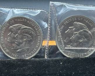 (2) 1981 25 Pence Royal Wedding Commemorative Coins
