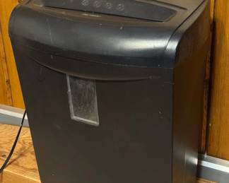 Paper Shredder - Max 6 Sheets
