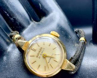 14KT Gold Movado 30 Jewels Vintage Women’s Watch
