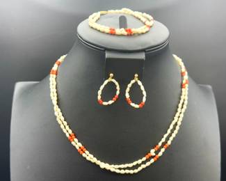 Pearl Jewelry Set With 14kt Gold Clasps-Read Description
