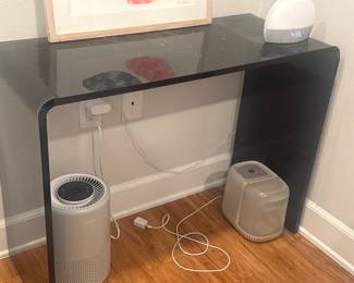 CB2 table