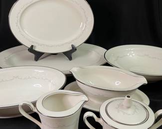 Noritake Ivory (Design 7571) Irene Fine China