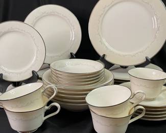 Noritake Ivory (Design 7571) Irene Fine China