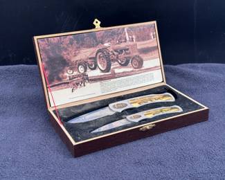 Two Farmhill Knives In Collectors Box
