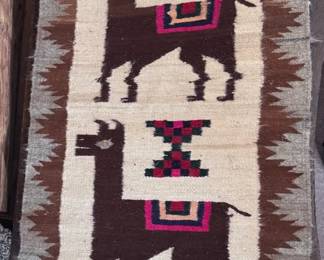 Llama Design Table Topper
