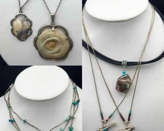 (8) Southwest Style Necklaces
