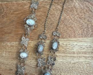 800 Silver Cameo Necklace & Bracelet
