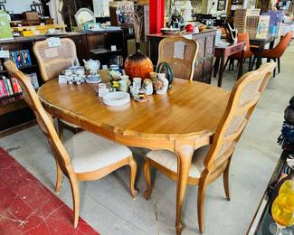 Dining Table w/ four chairs 