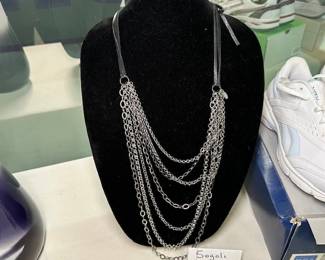 Sogoli Necklace 