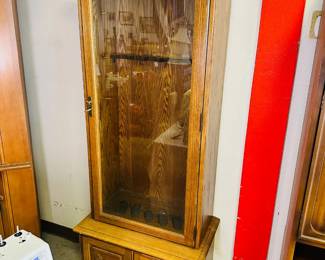 gun cabinet 