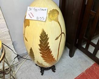 egg w/stand 