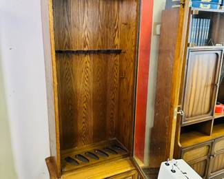 gun cabinet 