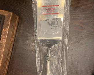 ONSLOW BY TUTTLE STERLING